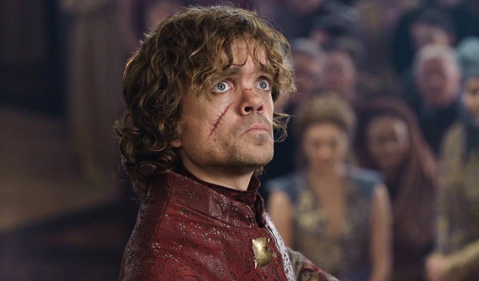 Reacția lui Tyrion la scena de sex dintre Daenerys și Jon Snow din `Game of Thrones` dezvăluie detalii despre continuarea show-ului