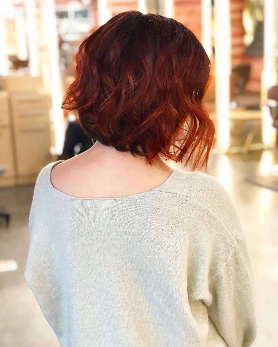 Red Velvet Hair, cel mai nou trend de hairstyling