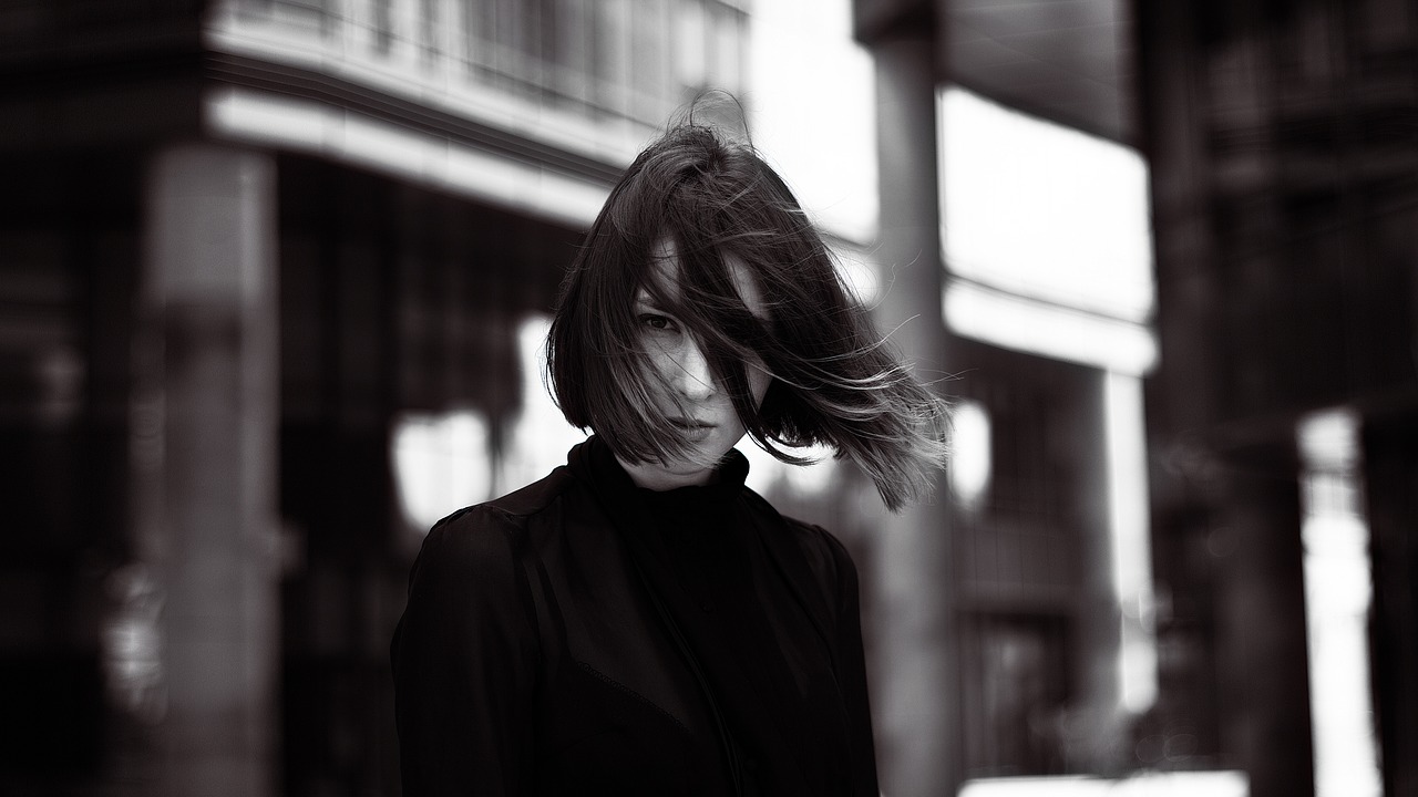 cati ani are paula hriscu